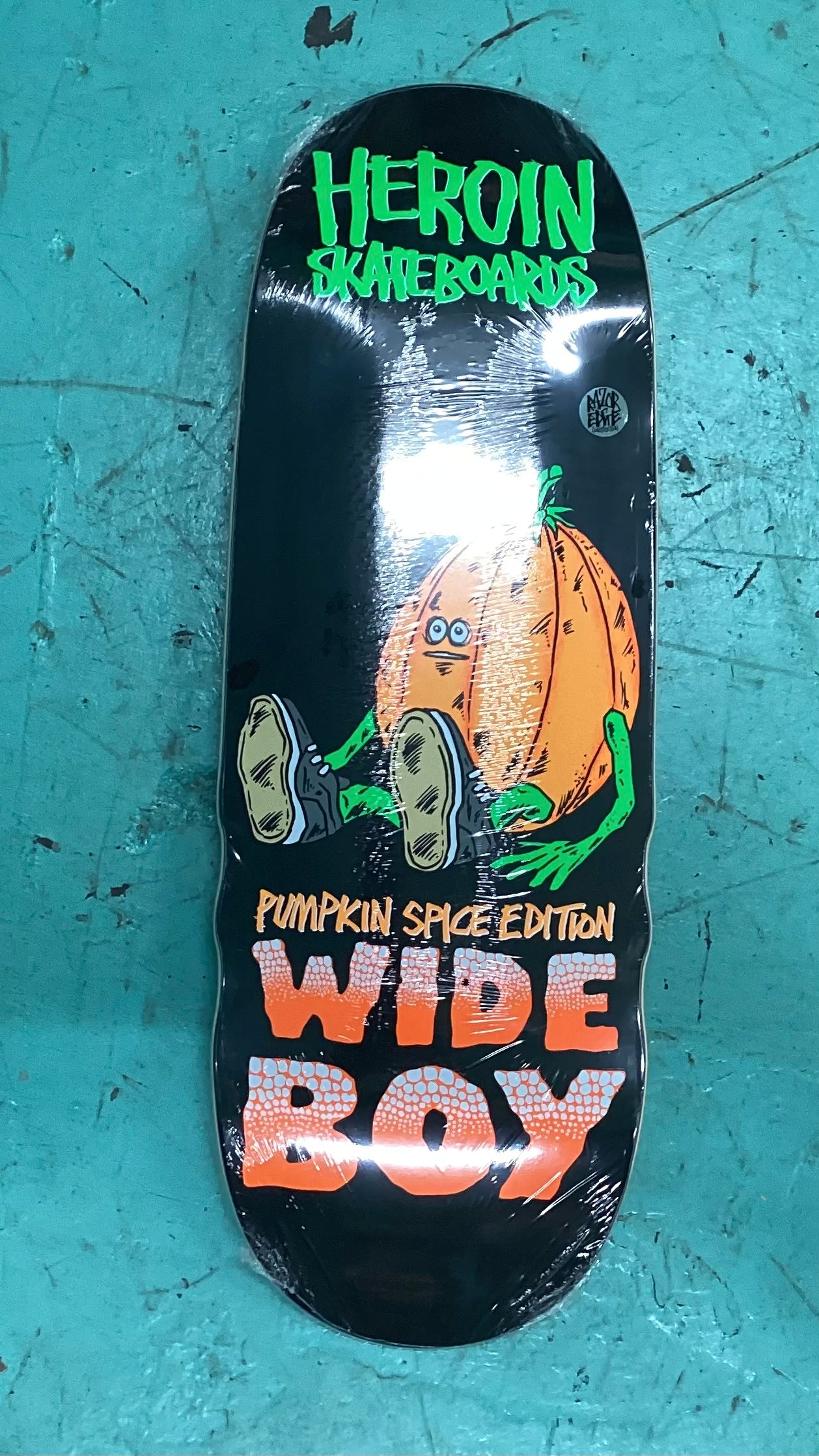 Heroin team pumpkin spice wideboy shaped deck
