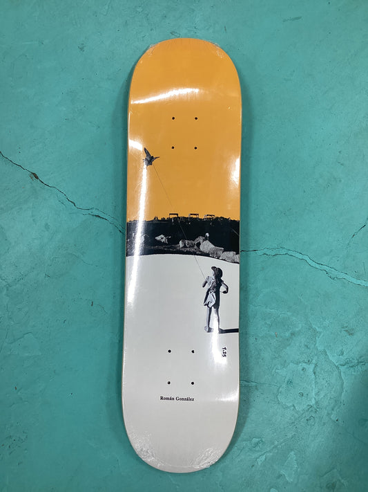 Polar Roman Gonzalez Kite Deck 8.25