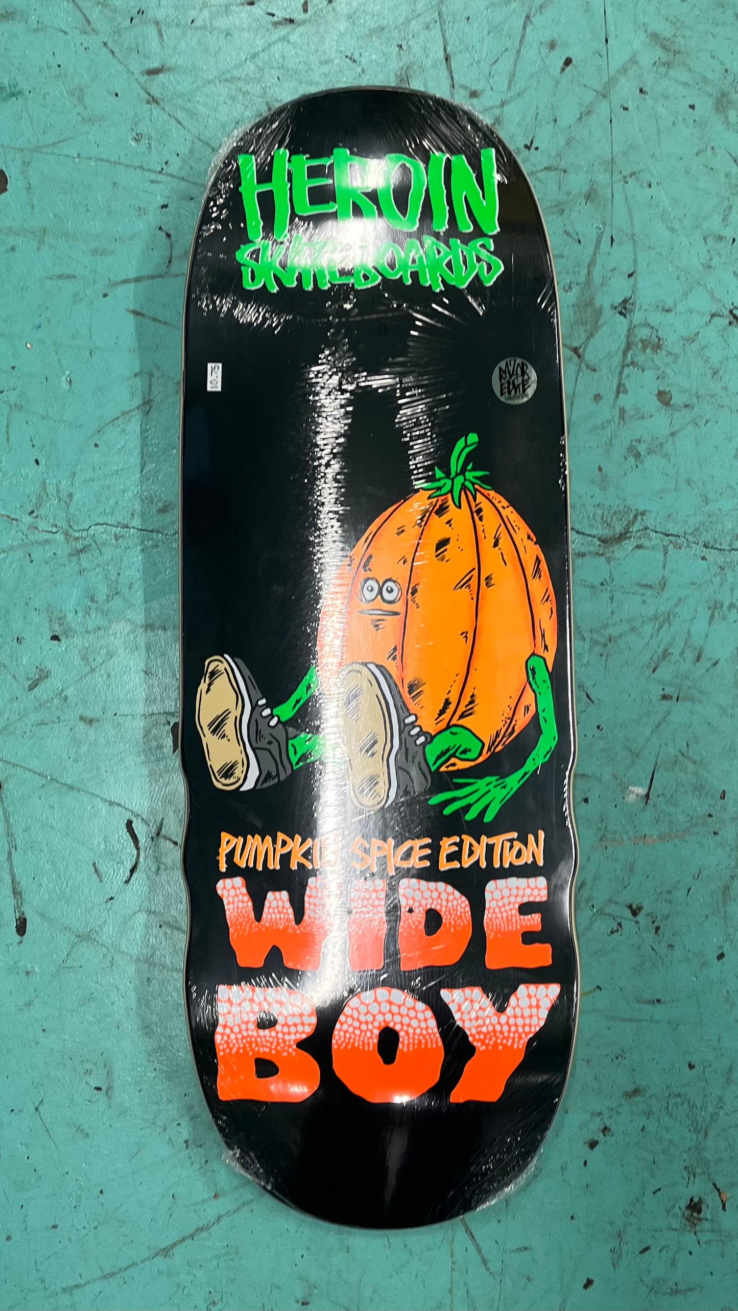 Heroin team pumpkin spice wideboy shaped deck