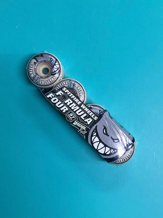 Spitfire Formula Four Radial Full 97