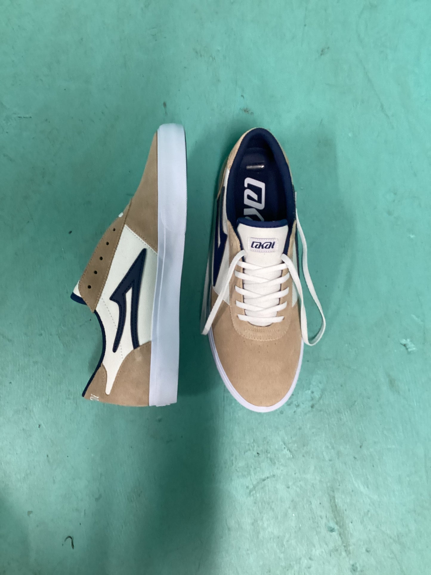 Lakai Manchester