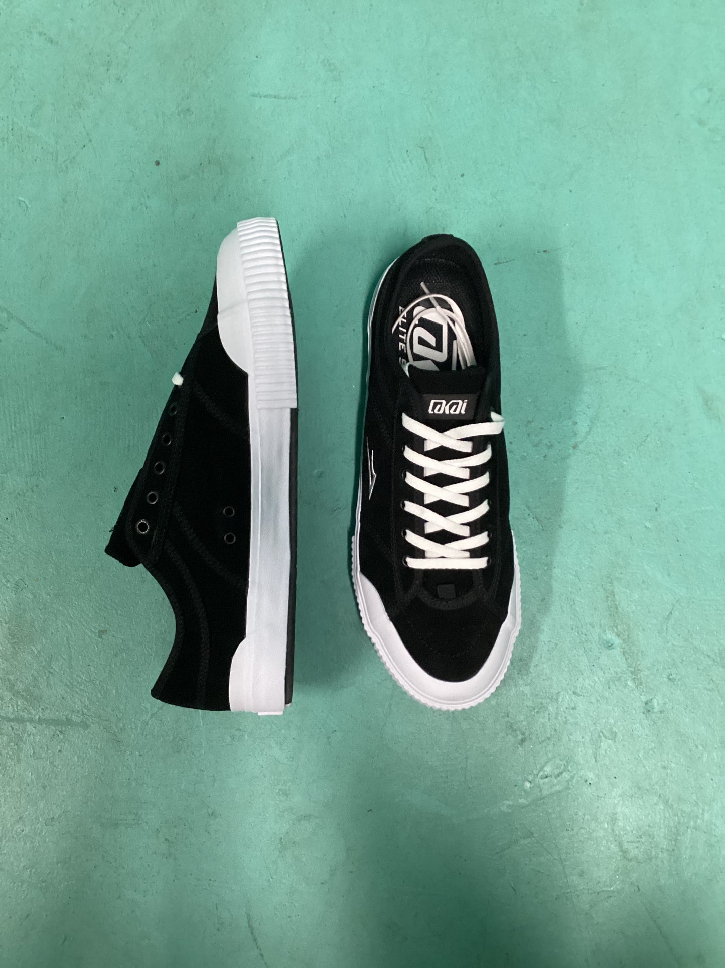 Lakai Conrad Elite